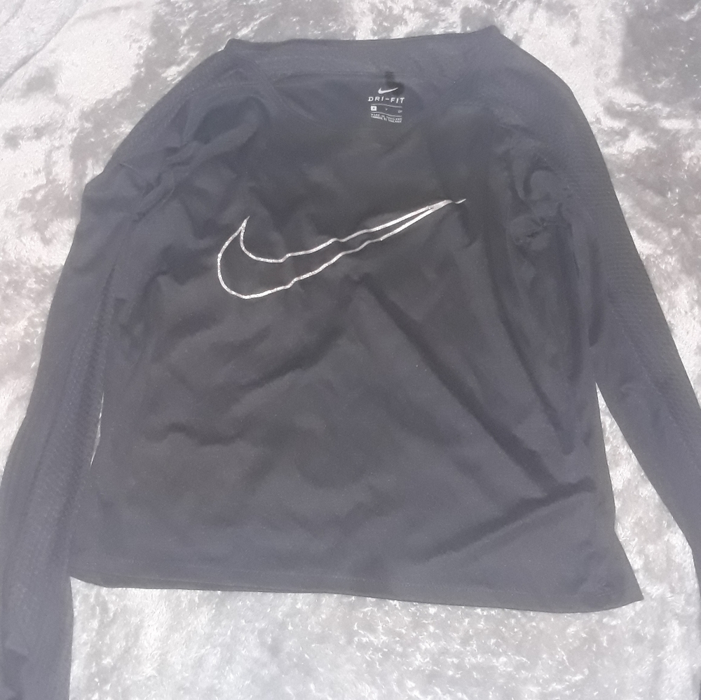 Nike long sleeve